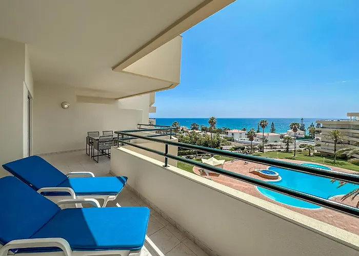 Luxury Apart Wstunning Sea Views, Walk Gale Beach Albufeira
